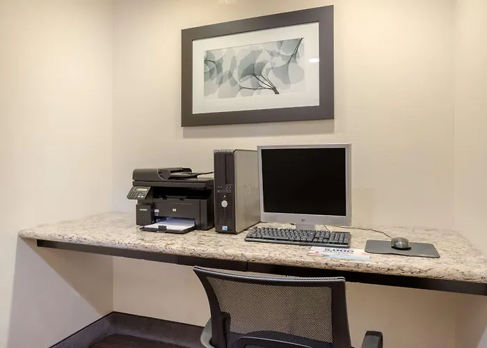 Best Western Plus Lonoke Hotel